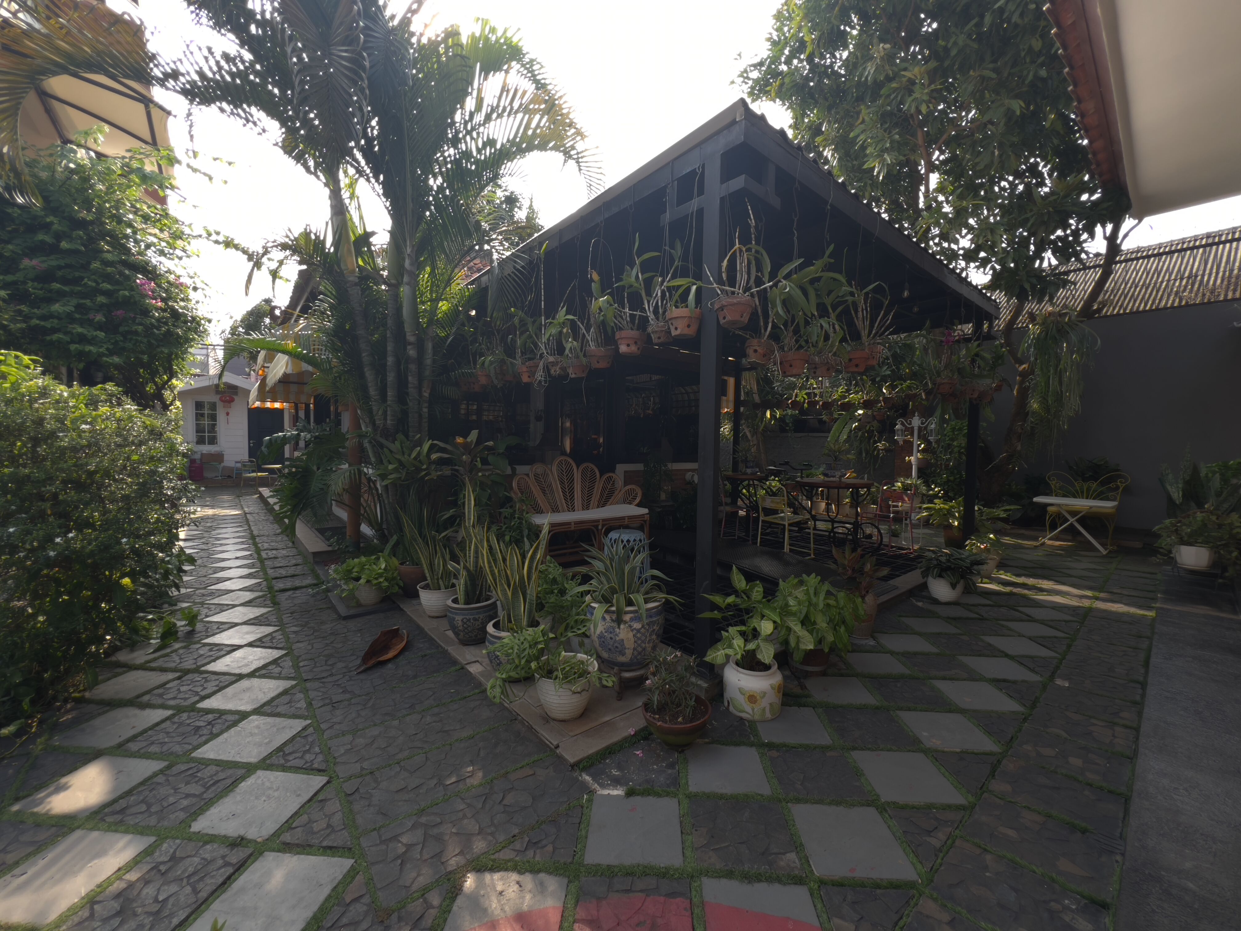 Garden at Ndalembufit